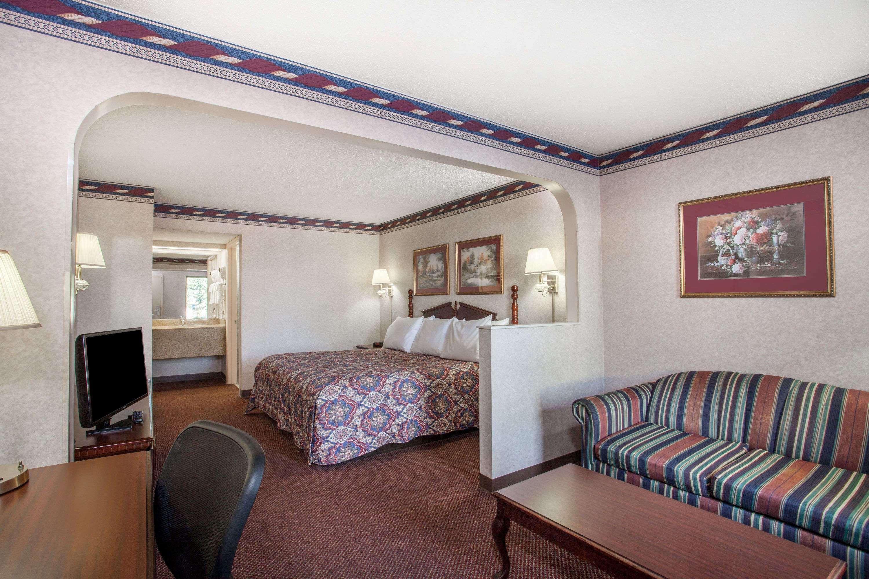 Days Inn By Wyndham Saint Pauls Quarto foto