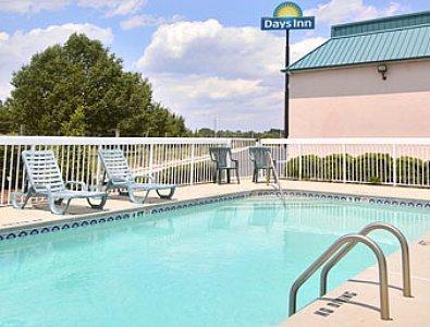 Days Inn By Wyndham Saint Pauls Facilidades foto